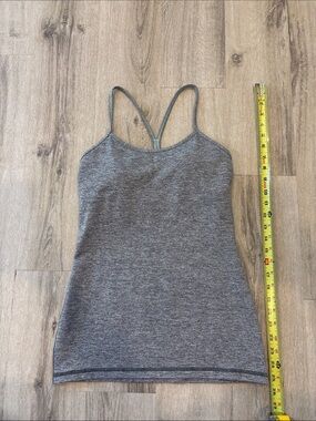 Lululemon power Y tank. Gray. Size 6.
